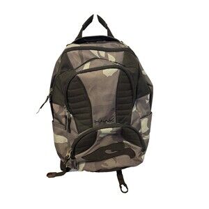 TONY HAWK  Explosion  Green  Camoflauge MEDIUM BACKPACK 16 in  Greaat condition